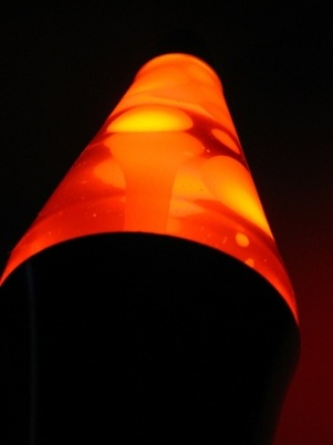 Illustration for article titled The psychedelic physics behind the lava lamp's hypnotic goo